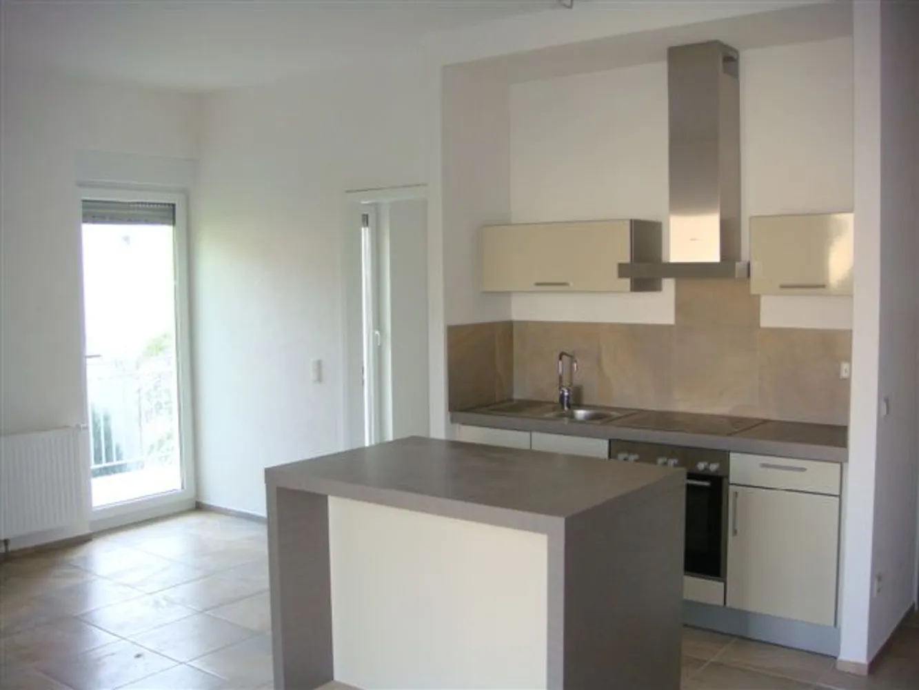 2 Zimmer Wohnung mit 48 m² in Karlsruhe – Bild 6