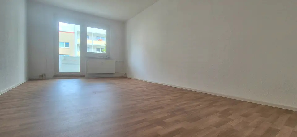 4 Zimmer Wohnung mit 87 m² in Crimmitschau – Bild 1