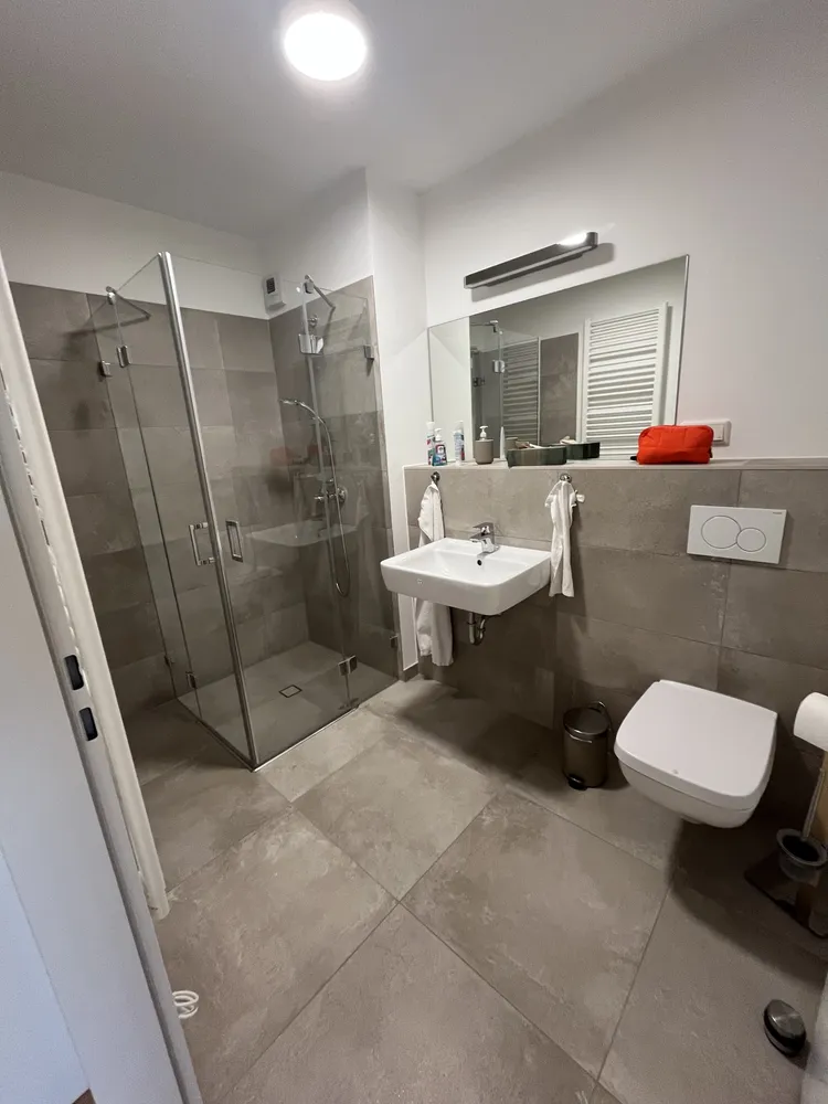 6 Zimmer Wohnung mit 151 m² in Düsseldorf – Bild 10