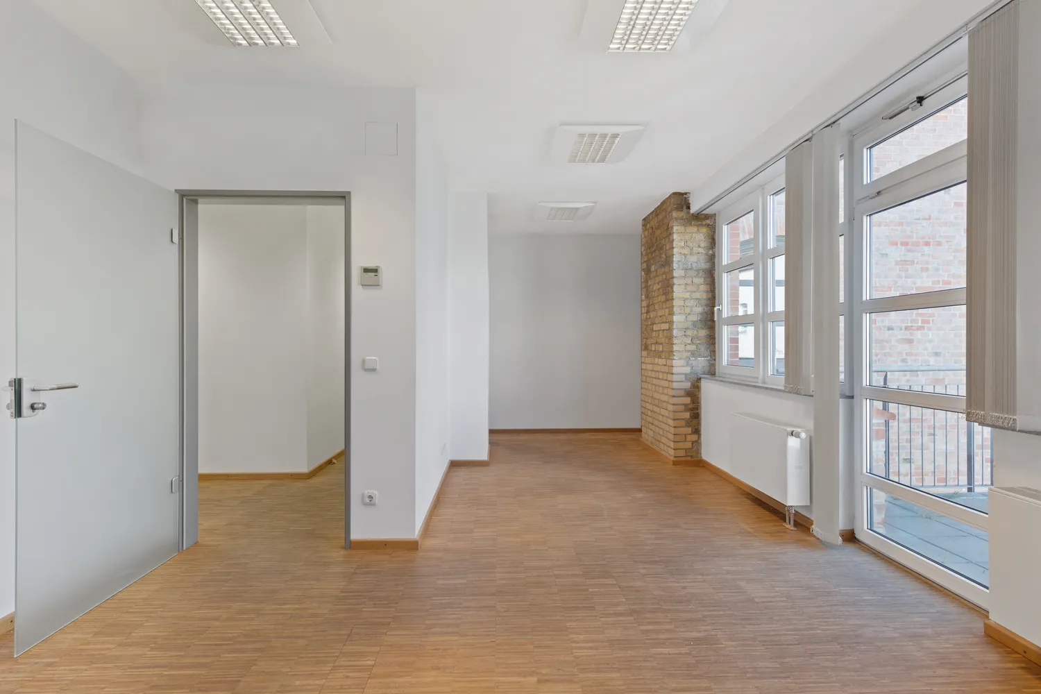9 Zimmer Wohnung mit 416 m² in Berlin – Bild 3