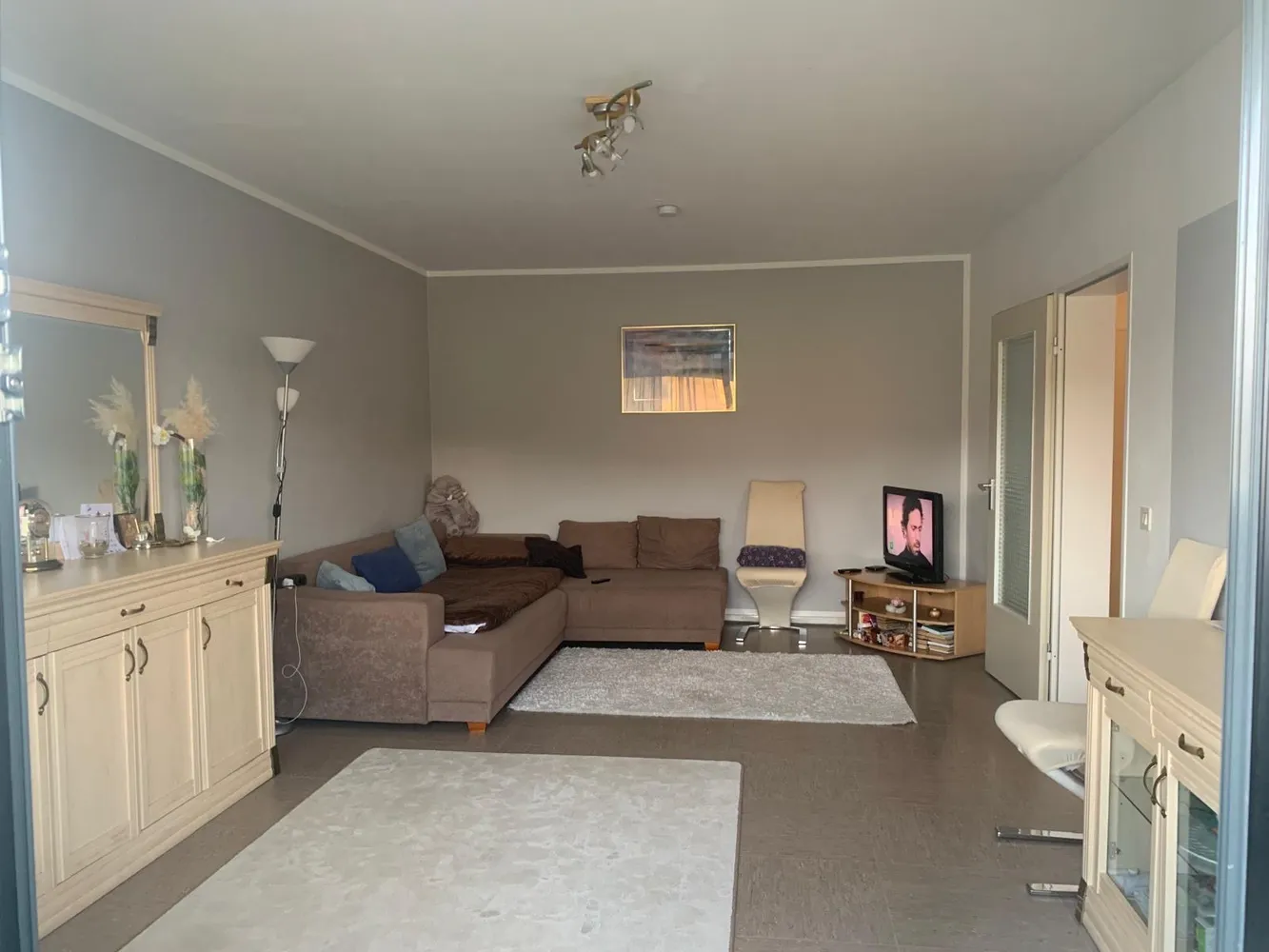 2 Zimmer Wohnung mit 49 m² in Saarbrücken – Bild 2