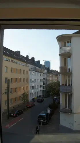 1 room apartment with 42 m² in Düsseldorf – Photo 3