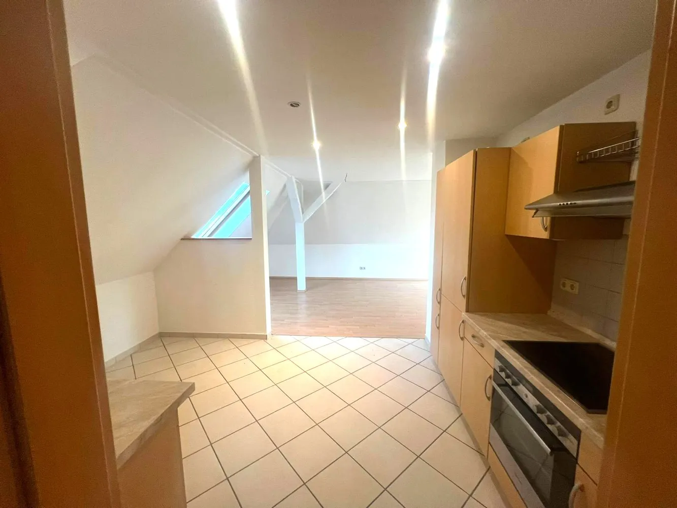 2 Zimmer Wohnung mit 65 m² in Gera – Bild 5