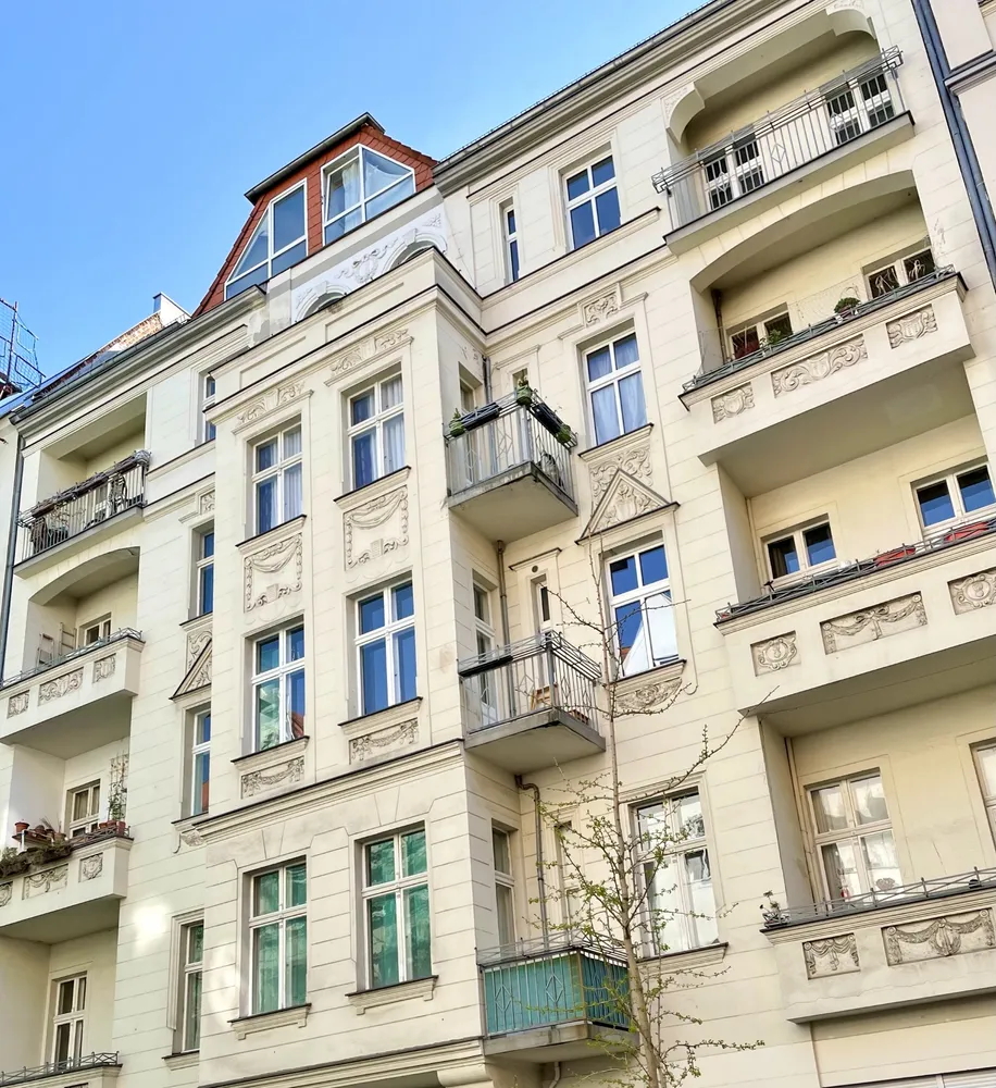 2 Zimmer Wohnung mit 75 m² in Berlin – Bild 1
