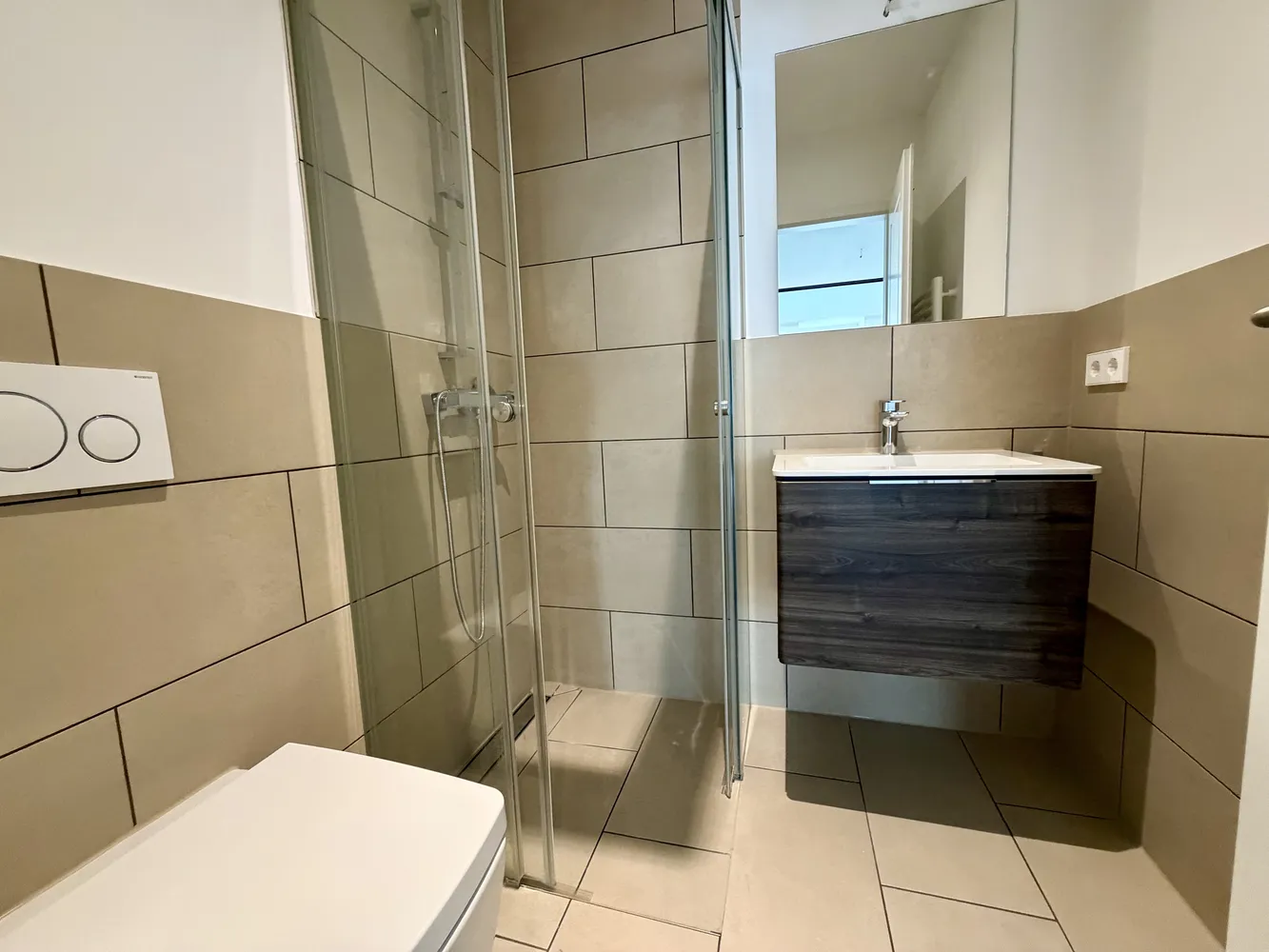 4 Zimmer Wohnung mit 120 m² in Frankfurt am Main – Bild 7