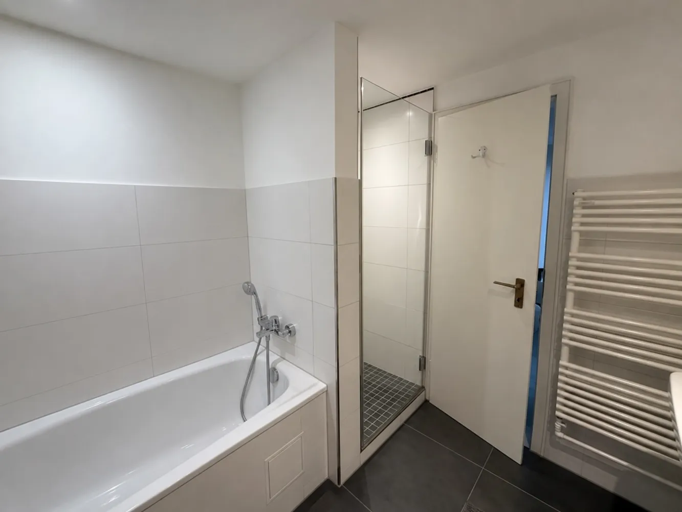 3 Zimmer Wohnung mit 110 m² in Krefeld – Bild 3