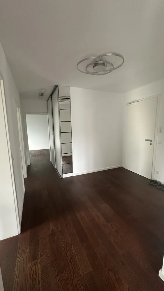 3 Zimmer Wohnung mit 83 m² in München – Bild 2