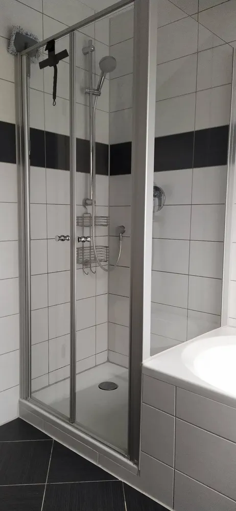 4 Zimmer Wohnung mit 100 m² in Karlsruhe – Bild 12
