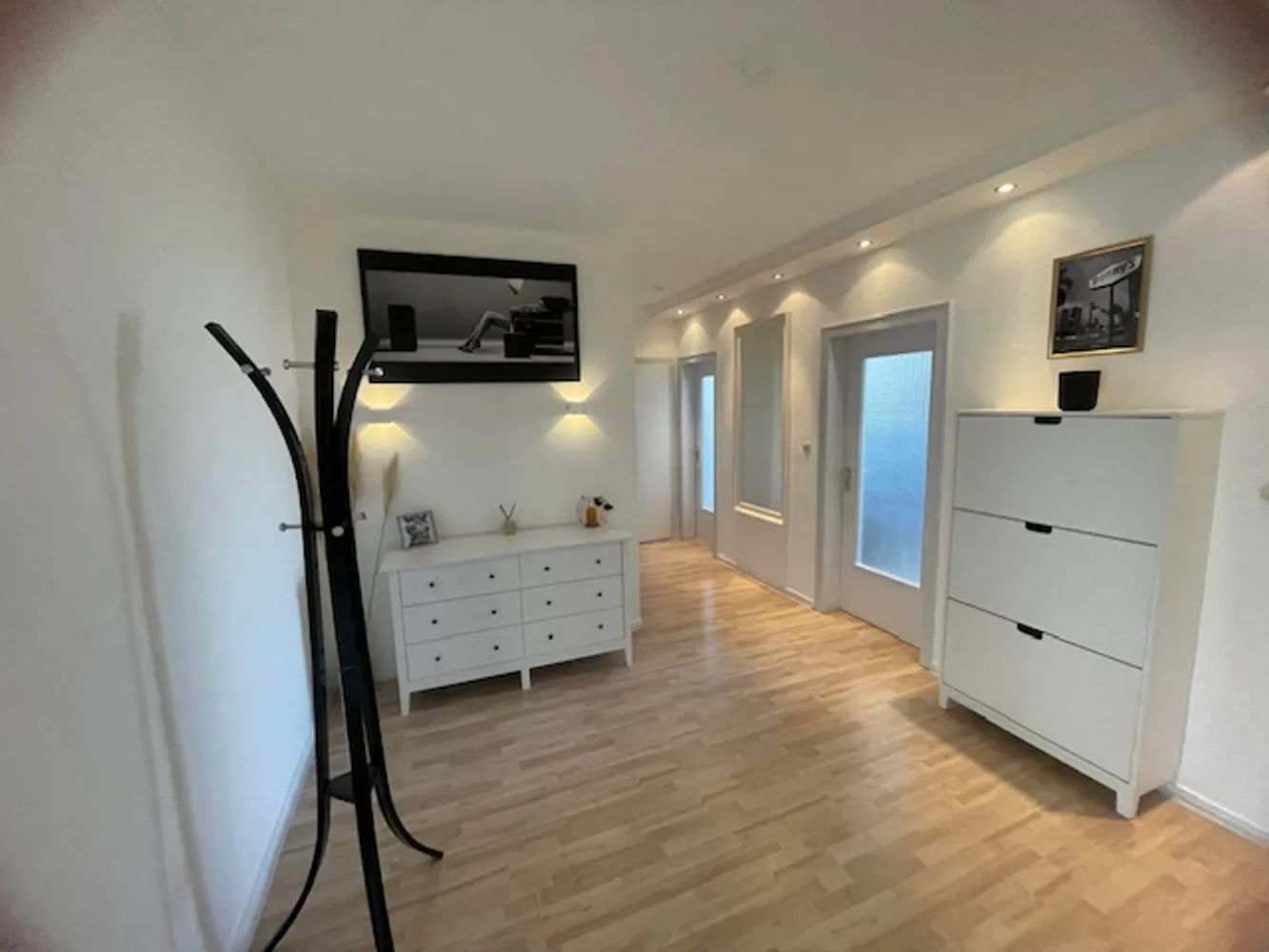 3 Zimmer Wohnung mit 99 m² in Mönchengladbach – Bild 2