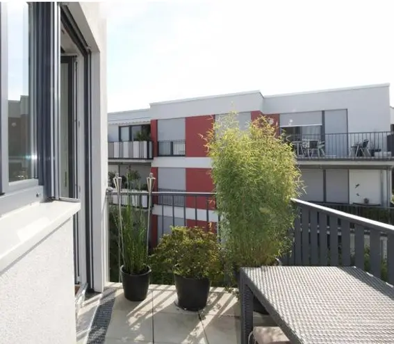 2 Zimmer Wohnung mit 83 m² in Frankfurt am Main – Bild 12