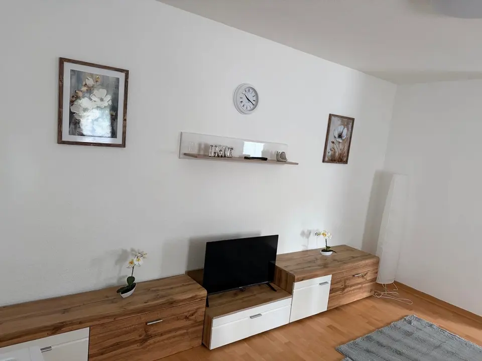 WG-Zimmer mit 38 m² in Wiesbaden – Bild 3