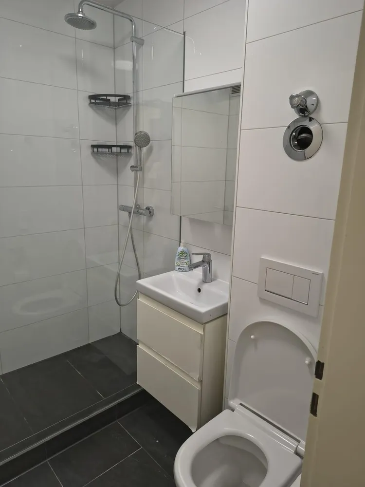 Shared room with 50 m² in Munich – Photo 4