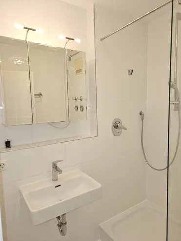 3 Zimmer Wohnung mit 80 m² in München – Bild 3