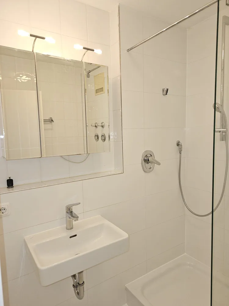 3 Zimmer Wohnung mit 80 m² in München – Bild 12