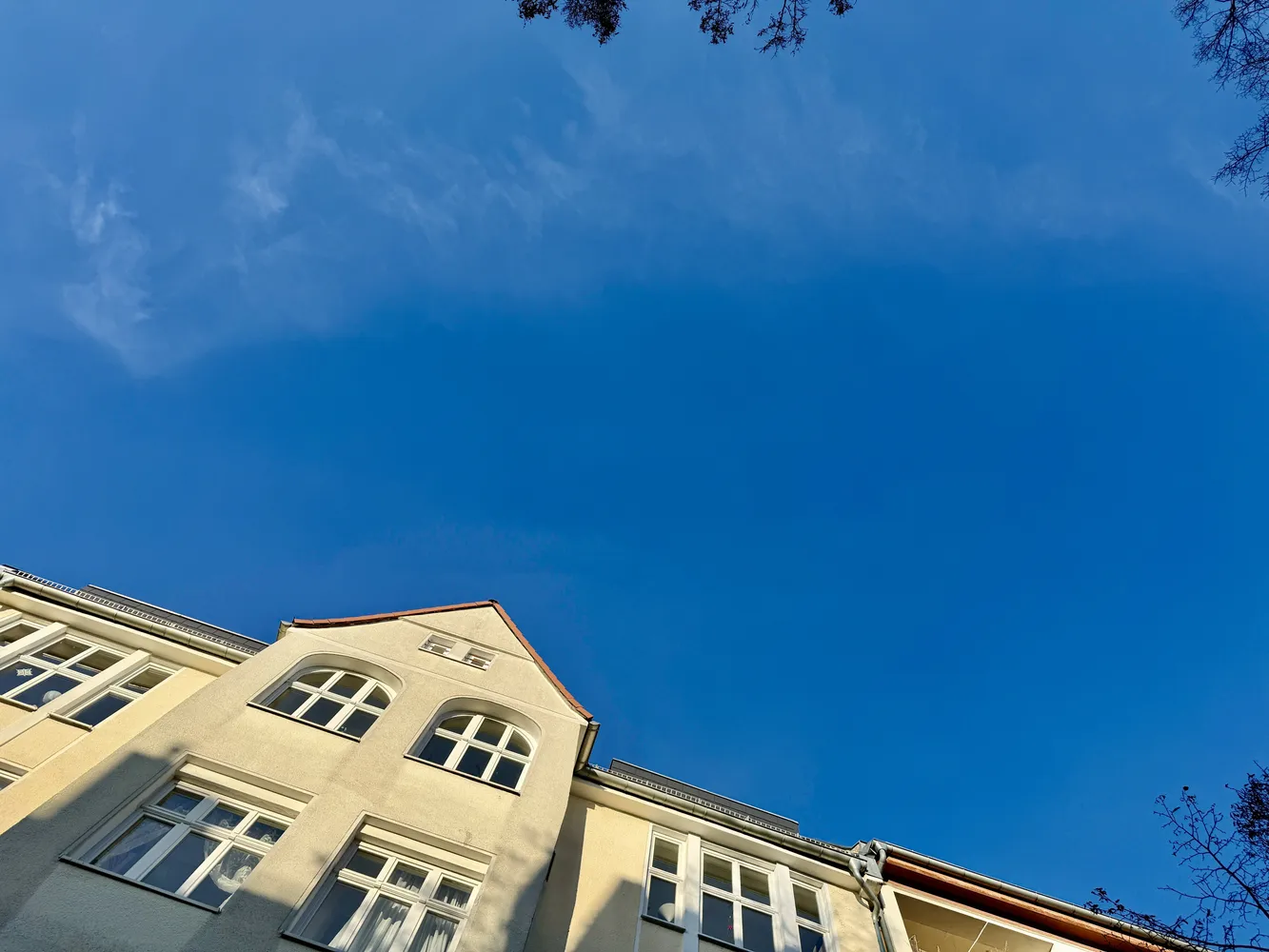 2 Zimmer Wohnung mit 92 m² in Berlin – Bild 1