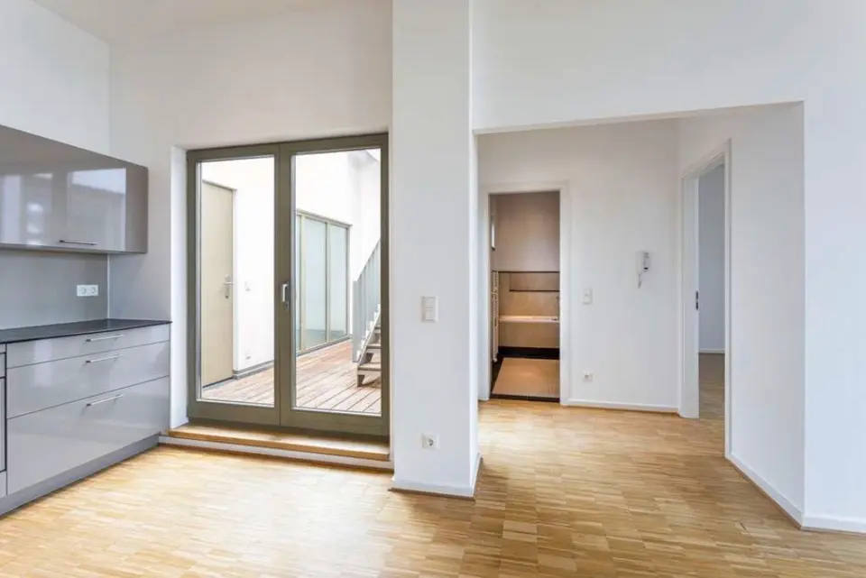 2 Zimmer Wohnung mit 86 m² in Leipzig – Bild 2