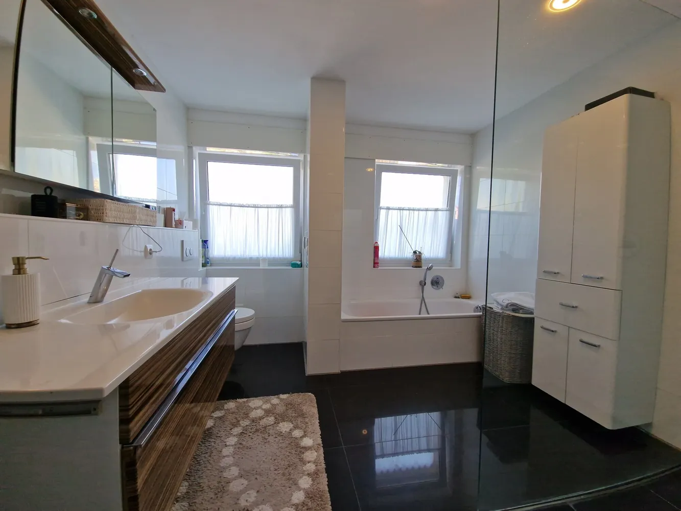 4 Zimmer Wohnung mit 130 m² in Rheinfelden – Bild 3