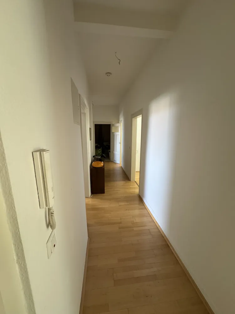 4 Zimmer Wohnung mit 98 m² in Mannheim – Bild 2