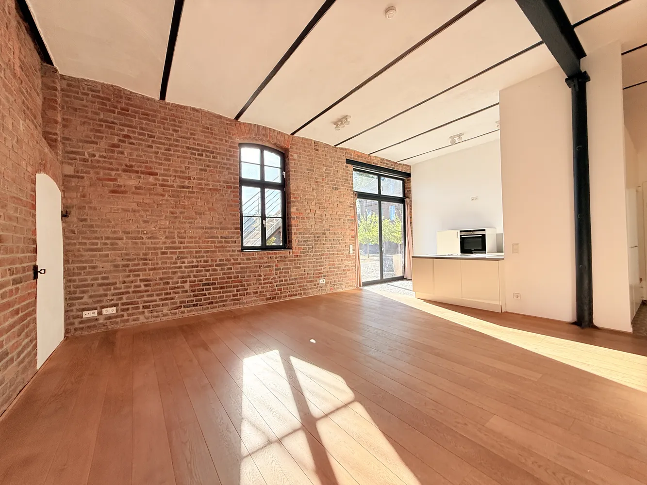 3 Zimmer Wohnung mit 127 m² in Köln – Bild 1