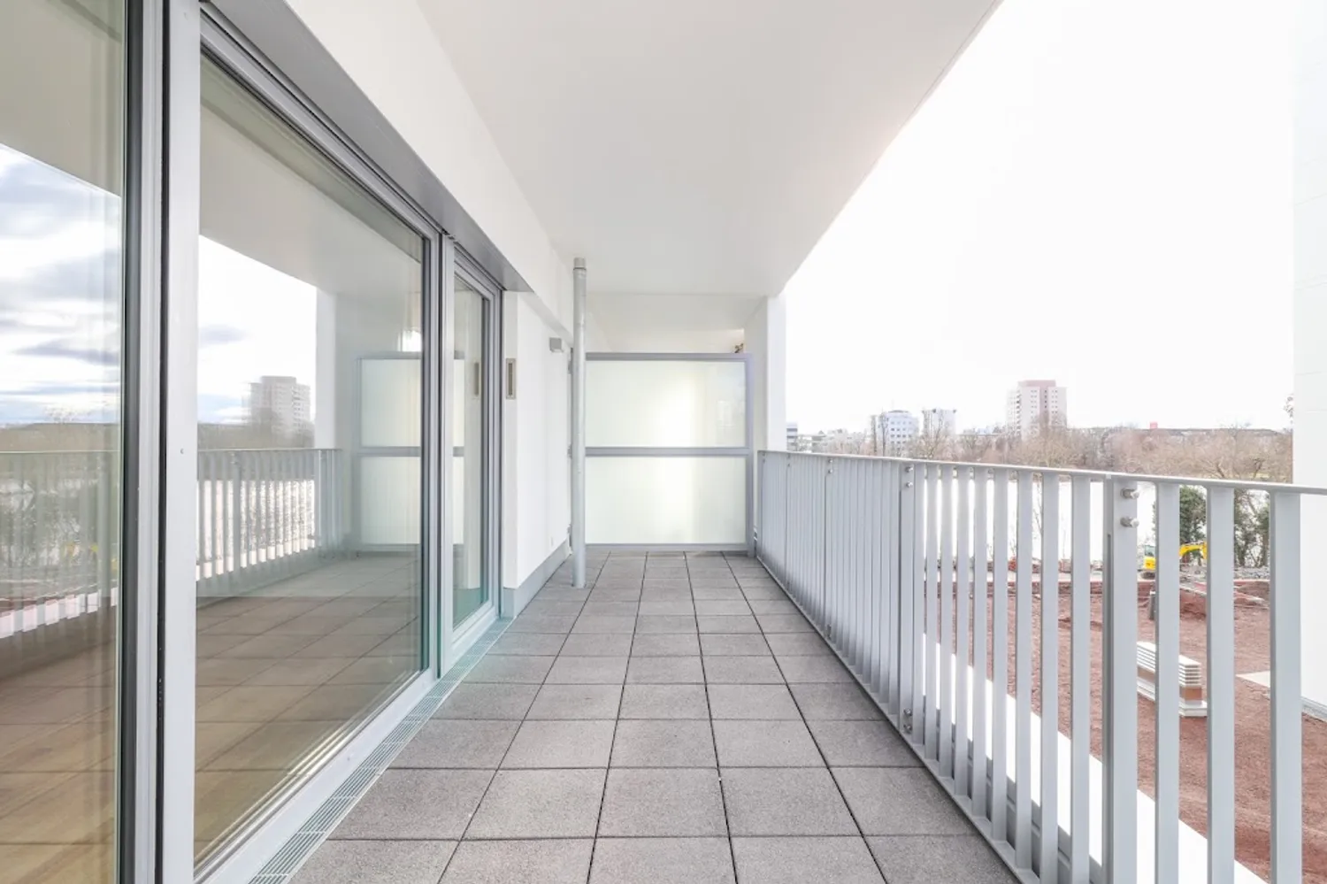 3 Zimmer Wohnung mit 115 m² in Frankfurt am Main – Bild 9