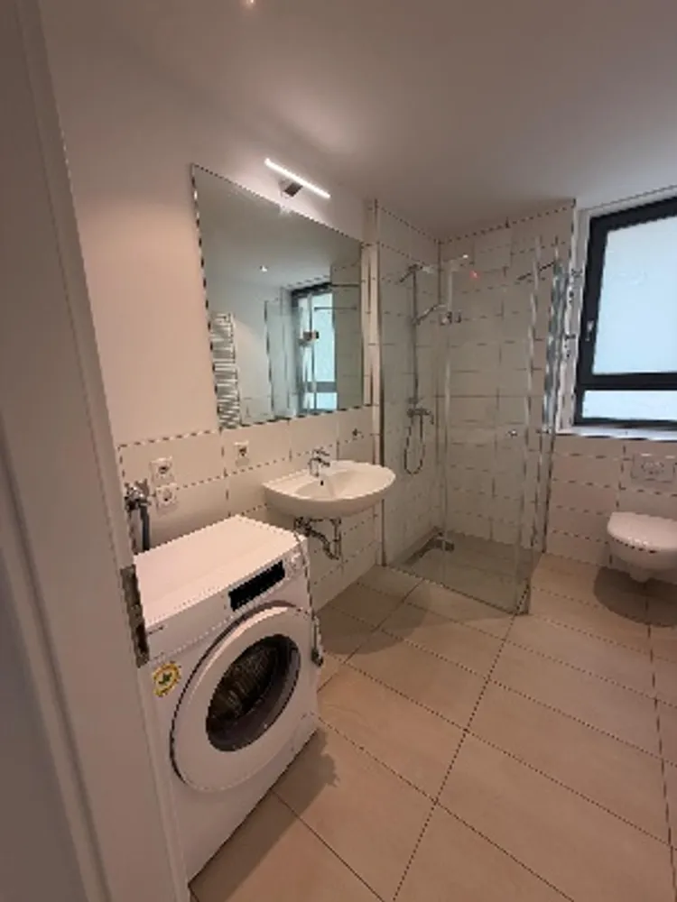 2 Zimmer Wohnung mit 61 m² in Berlin – Bild 3