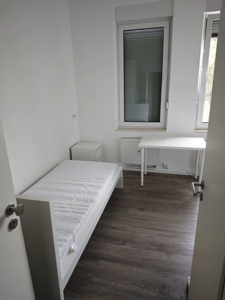 1 Zimmer Wohnung mit 14 m² in Karlsruhe – Bild 3