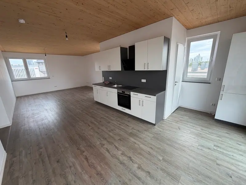 3 Zimmer Wohnung mit 111 m² in Frankfurt am Main – Bild 2
