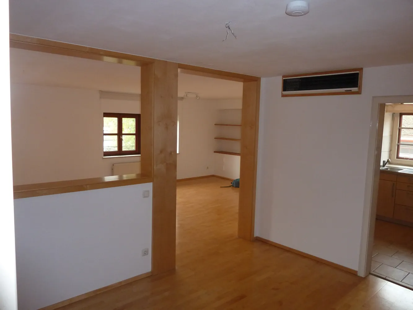 2 Zimmer Wohnung mit 77 m² in Regensburg – Bild 2