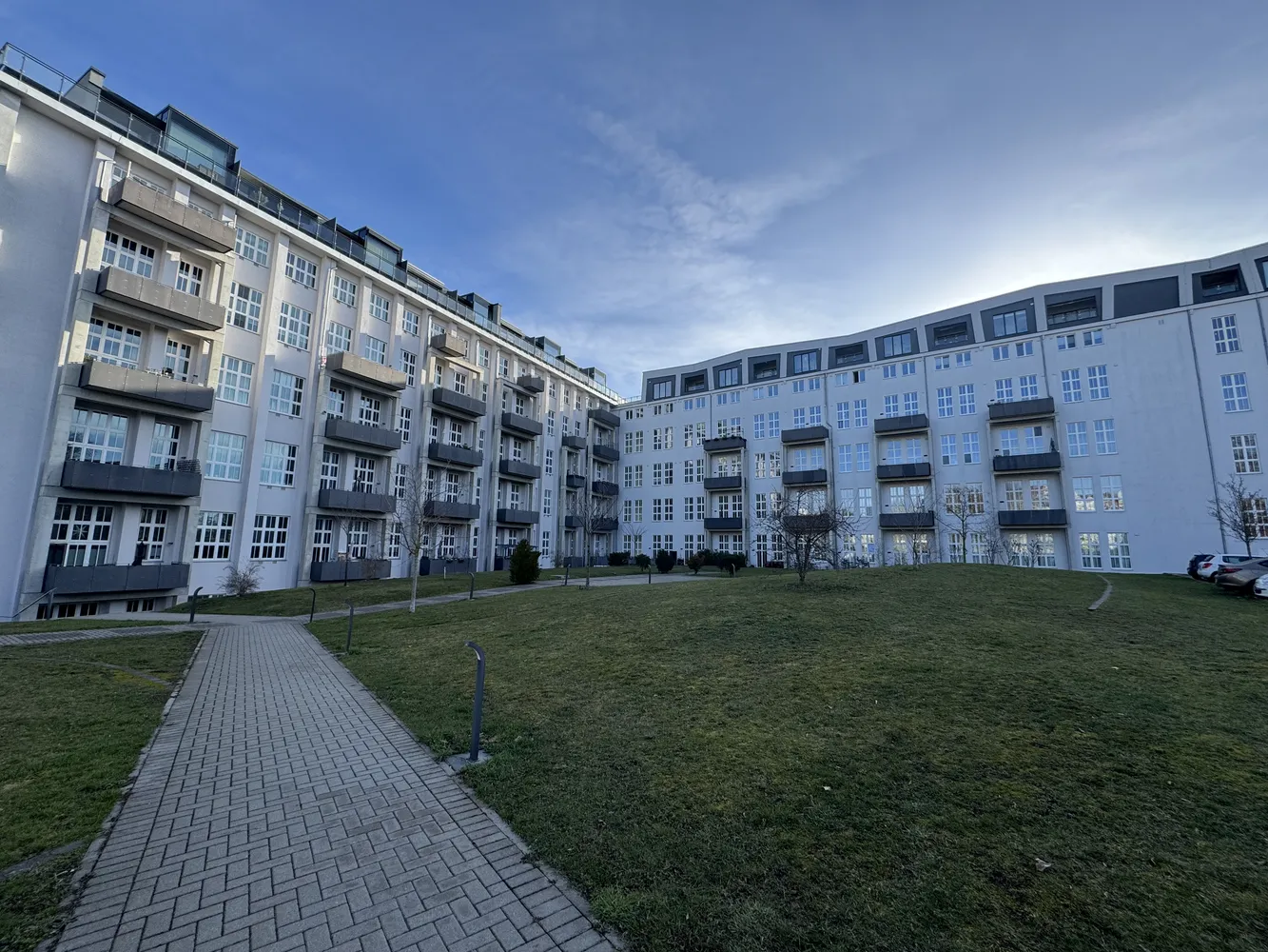 3 Zimmer Wohnung mit 126 m² in Magdeburg – Bild 2