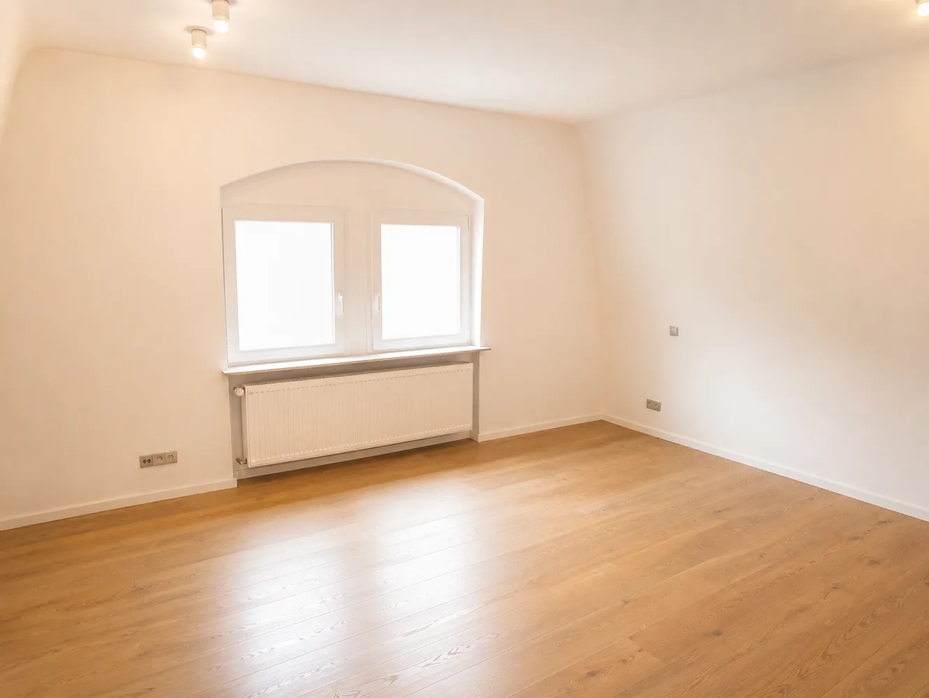 5 Zimmer Wohnung mit 170 m² in Karlsruhe – Bild 5