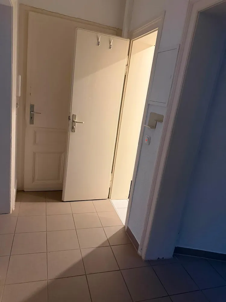 2 room apartment with 50 m² in Frankfurt am Main – Photo 2