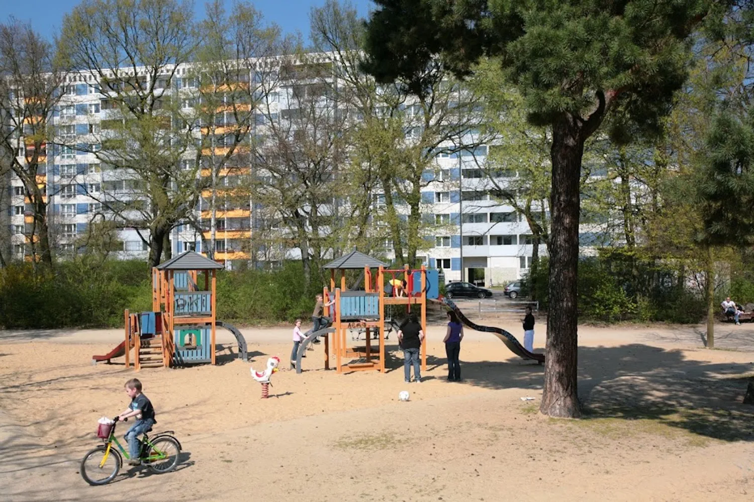 2 Zimmer Wohnung mit 60 m² in Berlin – Bild 2