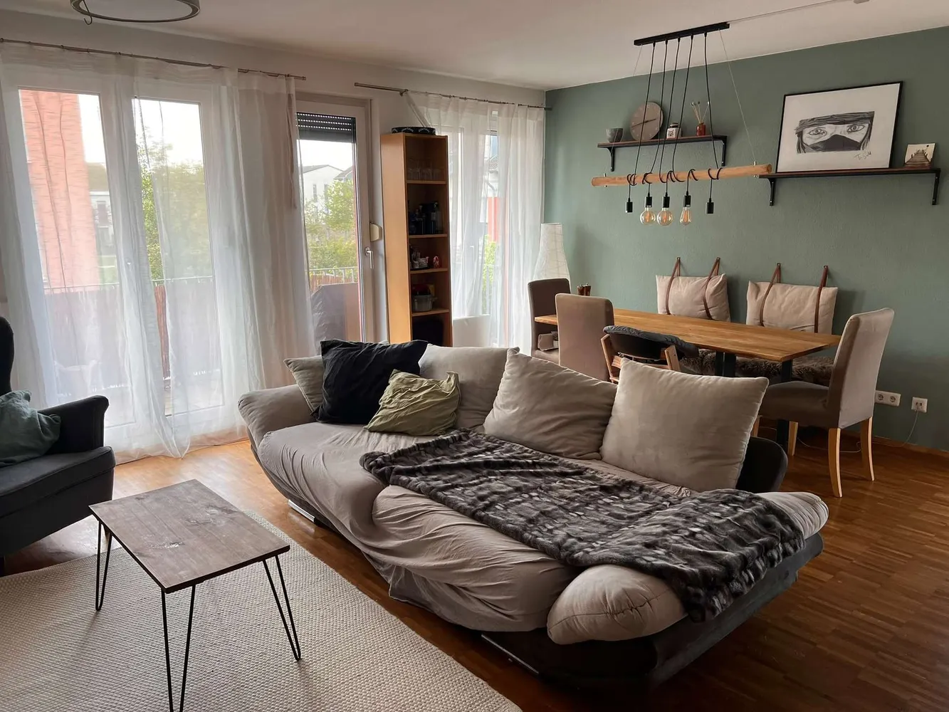 2 Zimmer Wohnung mit 79 m² in Bonn – Bild 2
