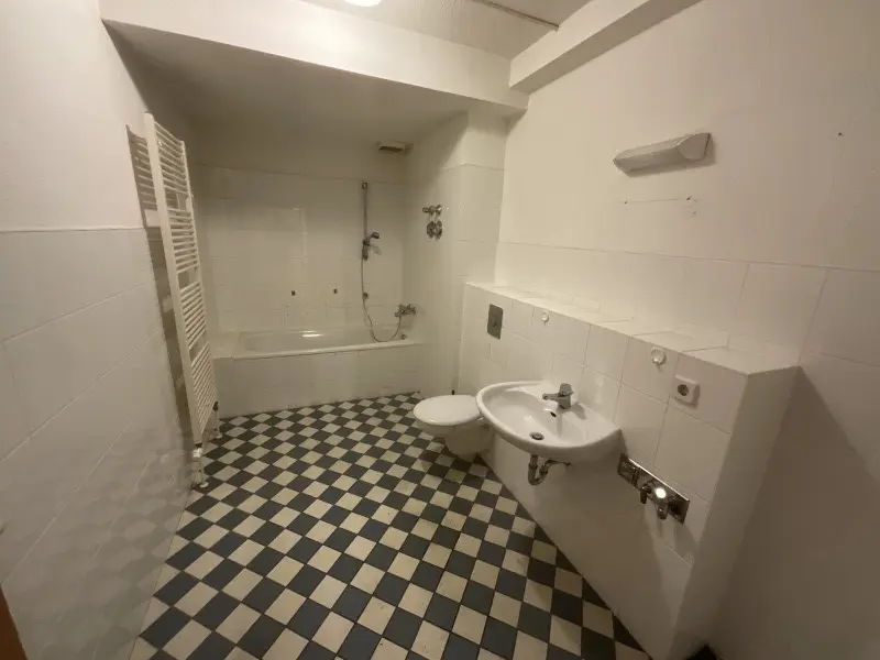 2 Zimmer Wohnung mit 58 m² in Suhl – Bild 5