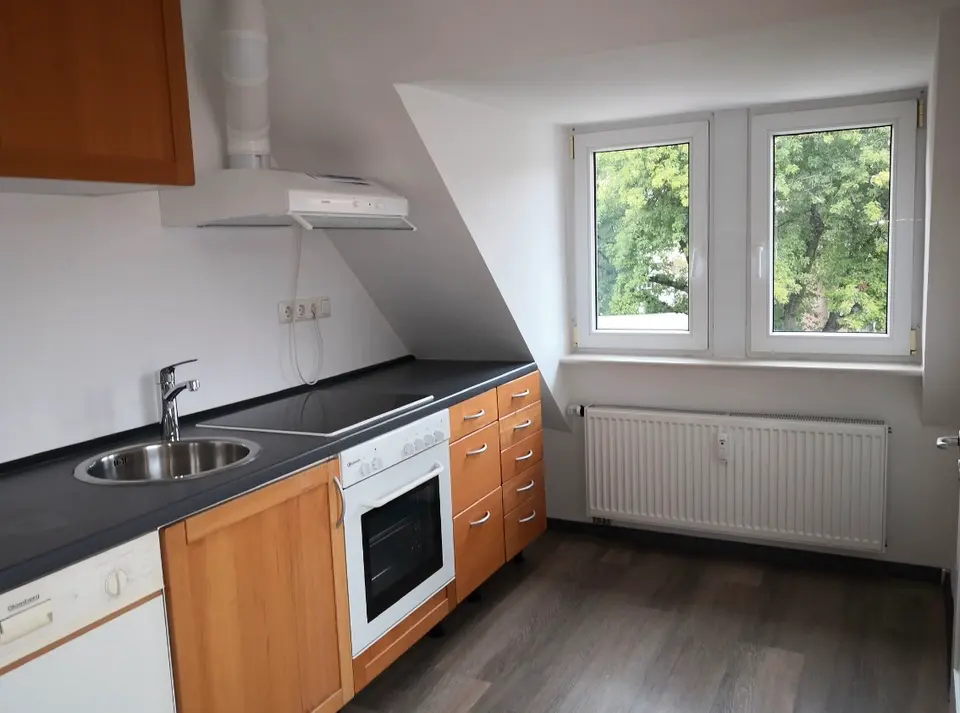 2 Zimmer Wohnung mit 74 m² in Duisburg – Bild 4