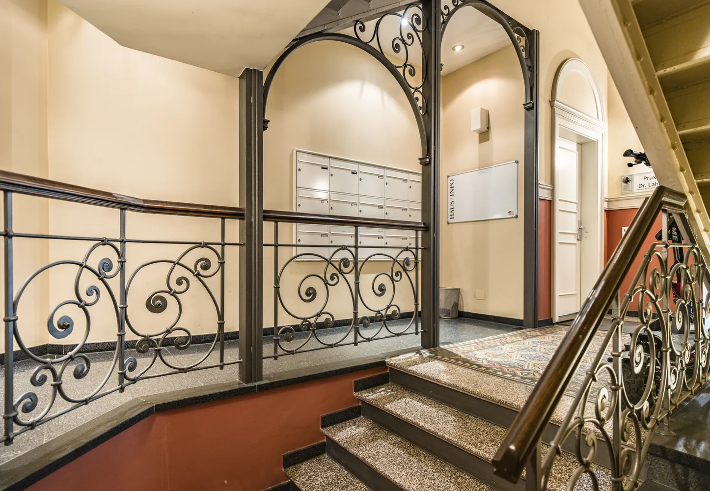 2 Zimmer Wohnung mit 27 m² in Wiesbaden – Bild 2