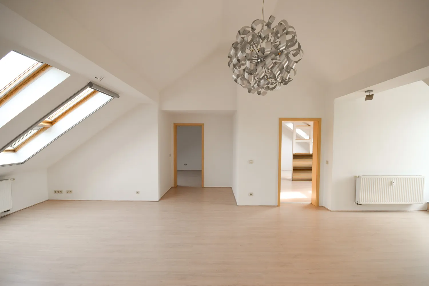 3 Zimmer Wohnung mit 101 m² in Zwickau – Bild 6