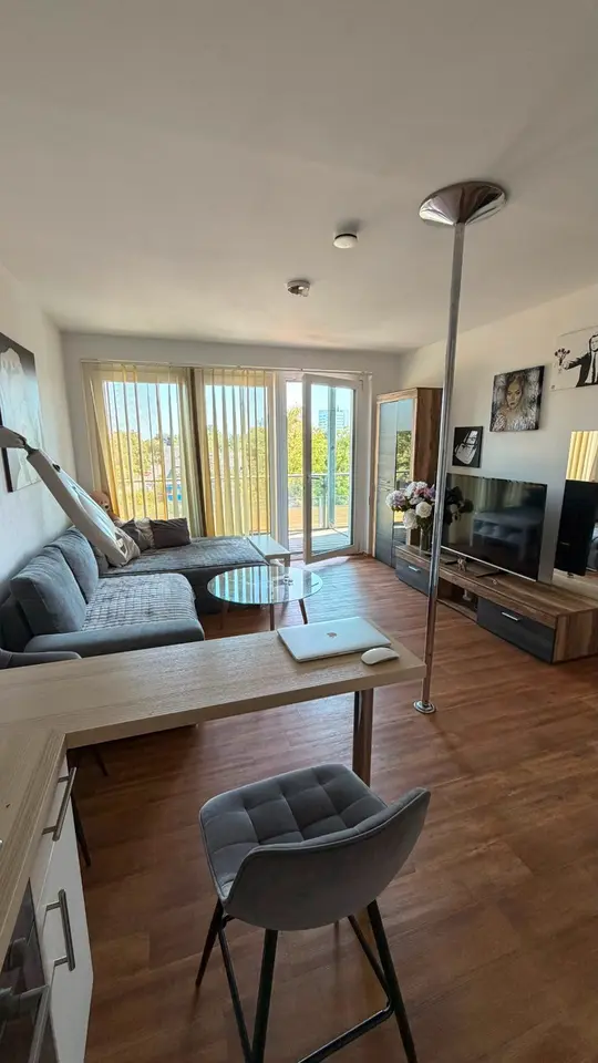2 Zimmer Wohnung mit 70 m² in Hürth – Bild 2