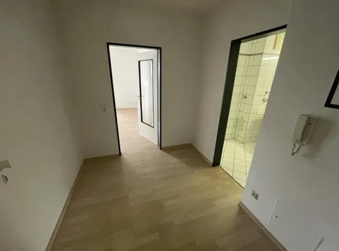 2 room apartment with 40 m² in Regensburg – Photo 12