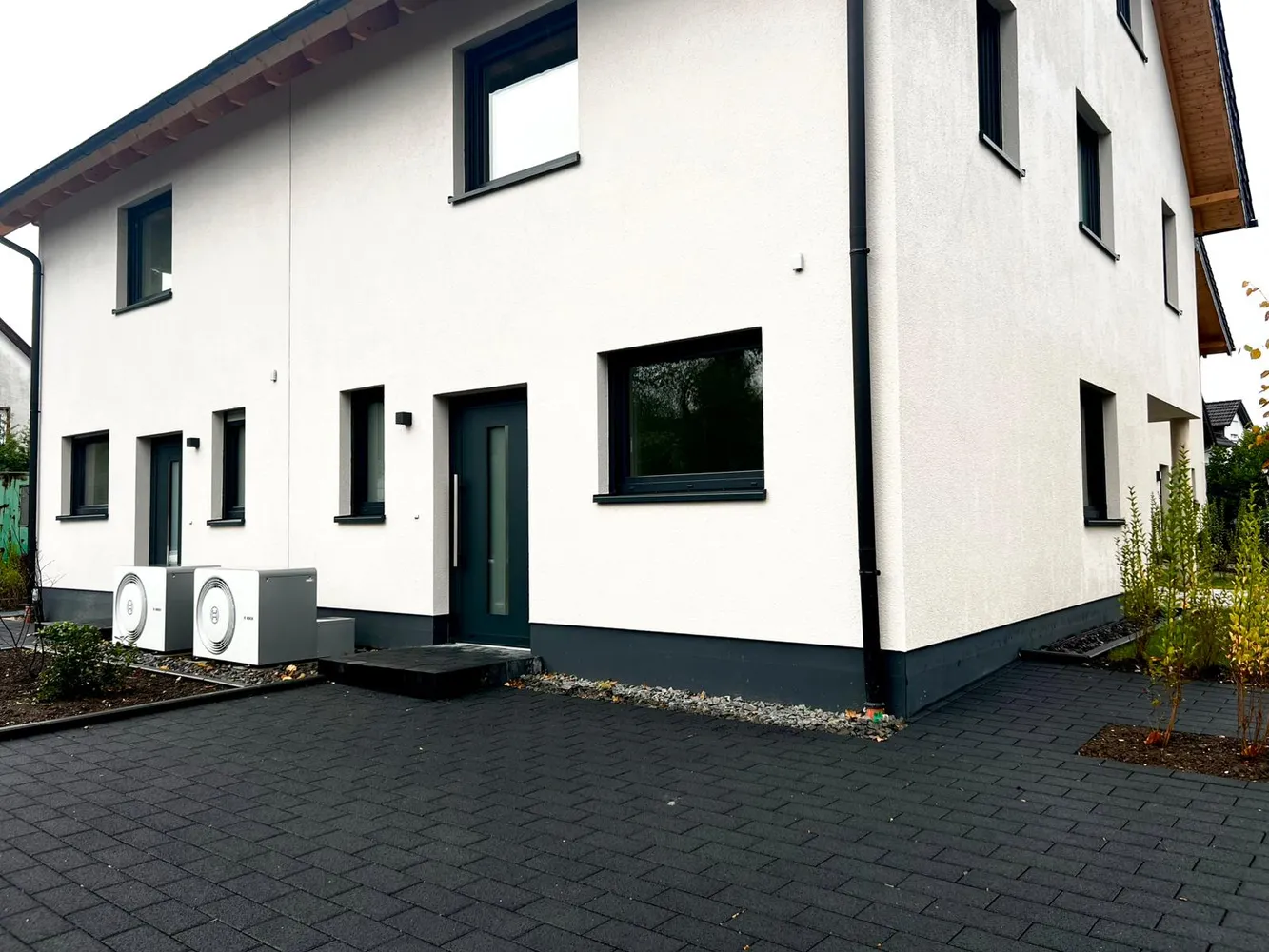 4 Zimmer Haus mit 145 m² in Lohmar – Bild 2