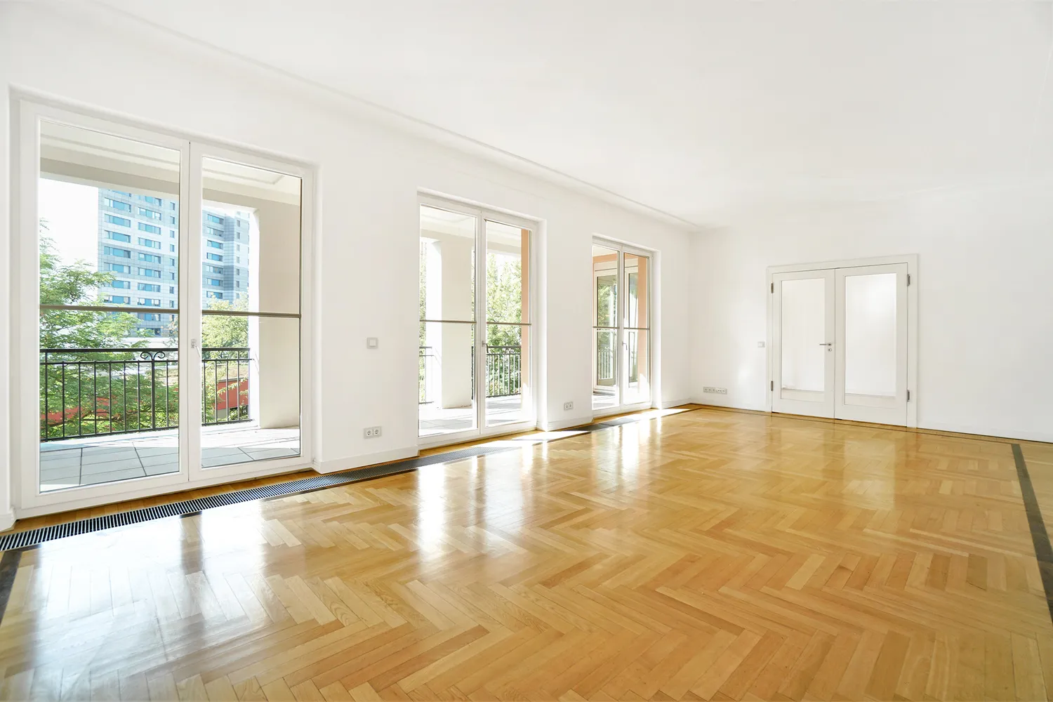 5 Zimmer Wohnung mit 223 m² in Berlin – Bild 5