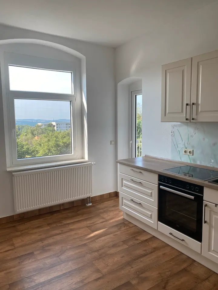 4 Zimmer Wohnung mit 103 m² in Greiz – Bild 2