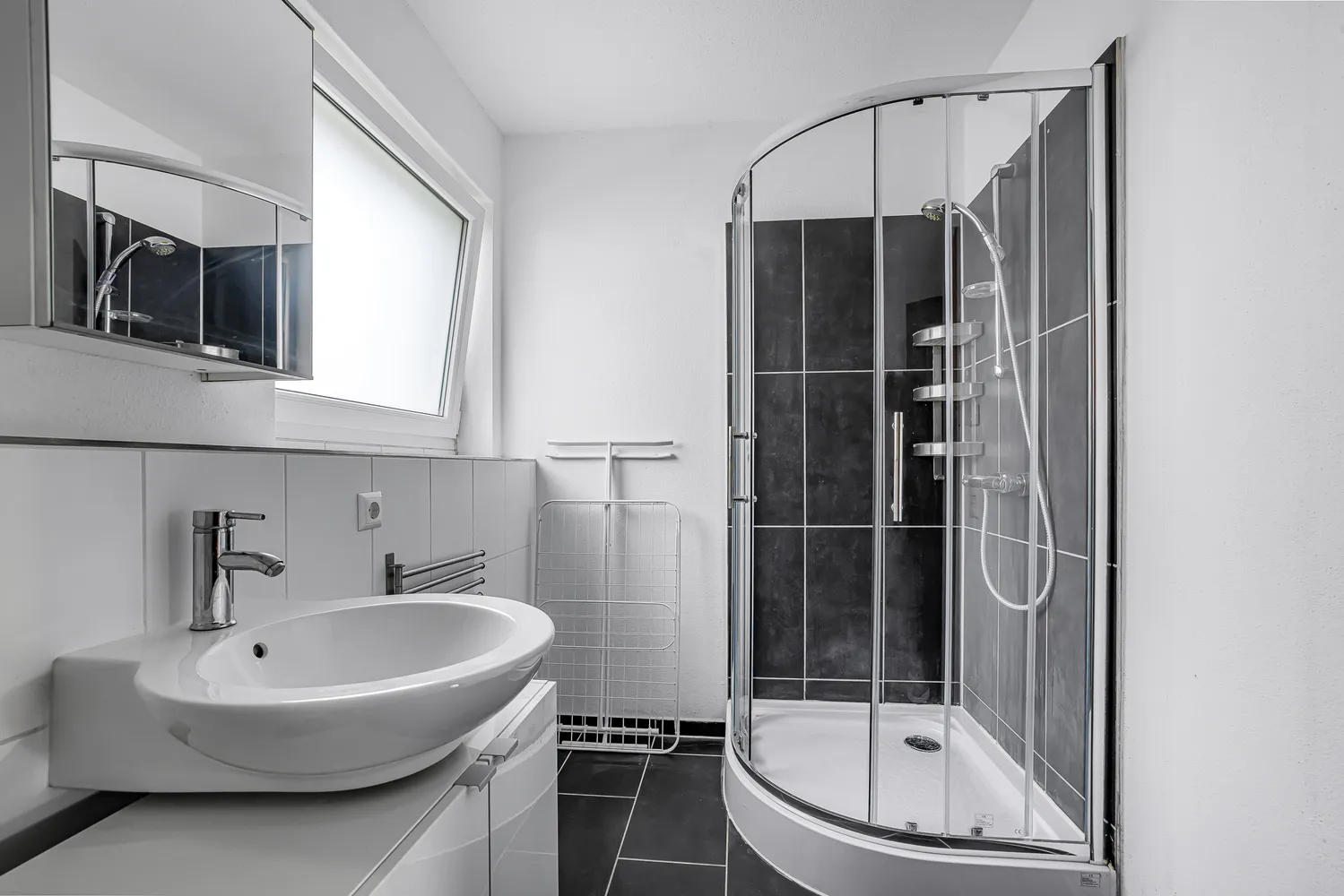 5 Zimmer Wohnung mit 110 m² in Regensburg – Bild 7