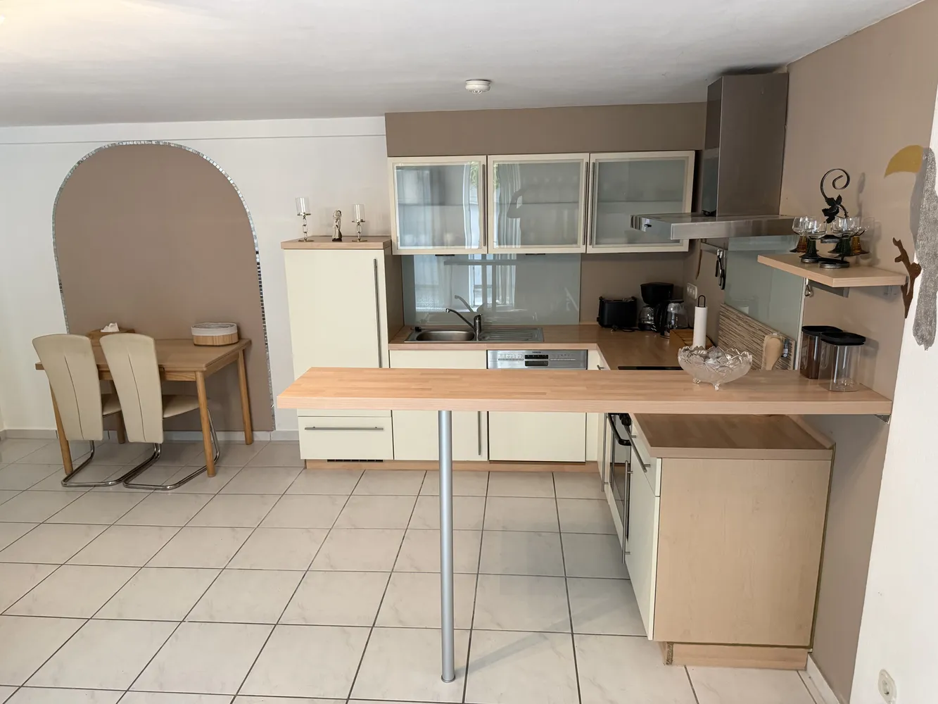 2 Zimmer Wohnung mit 65 m² in Hennef – Bild 1