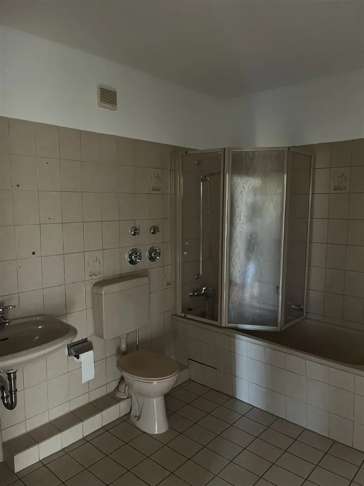 3 Zimmer Wohnung mit 79 m² in Hameln – Bild 2