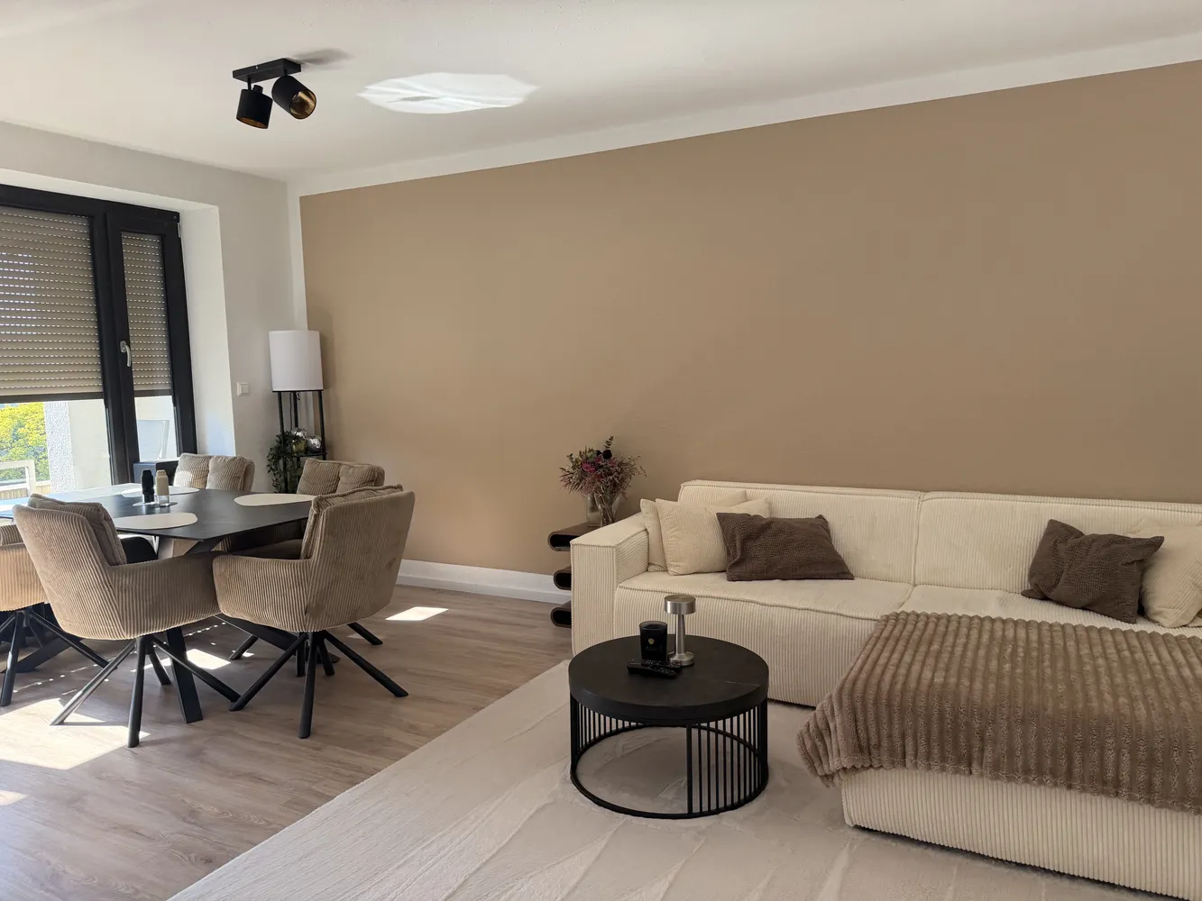 4 Zimmer Wohnung mit 84 m² in Karlsruhe – Bild 2