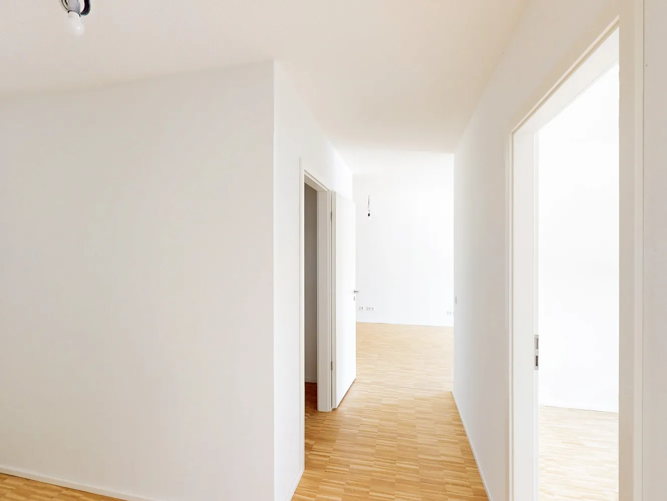 3 Zimmer Wohnung mit 90 m² in Düsseldorf – Bild 4