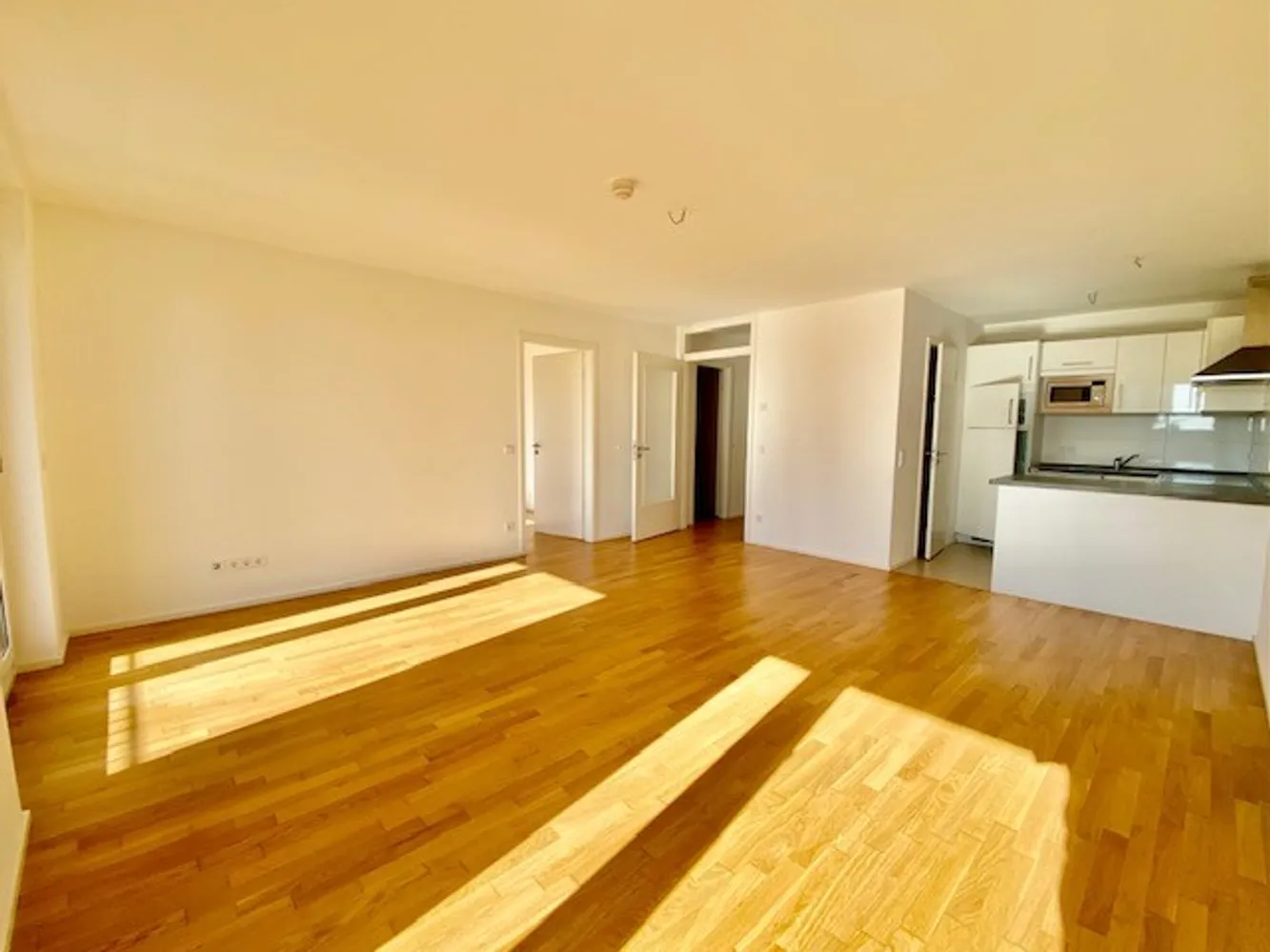 2 room apartment with 61 m² in Berlin – Photo 6