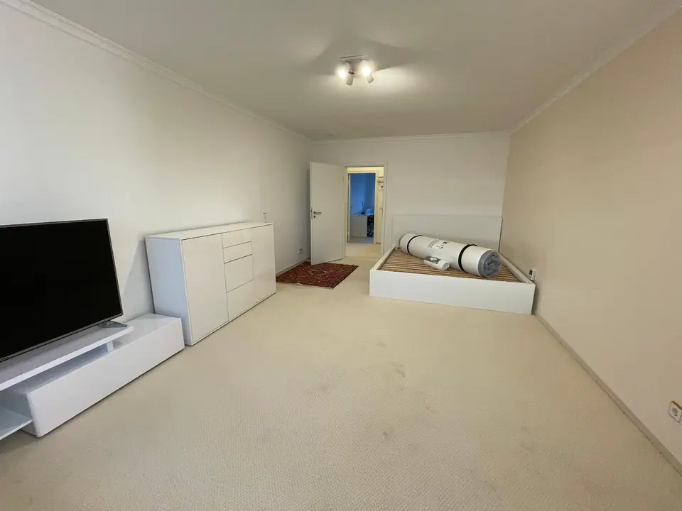 WG-Zimmer mit 34 m² in Freiburg im Breisgau – Bild 1