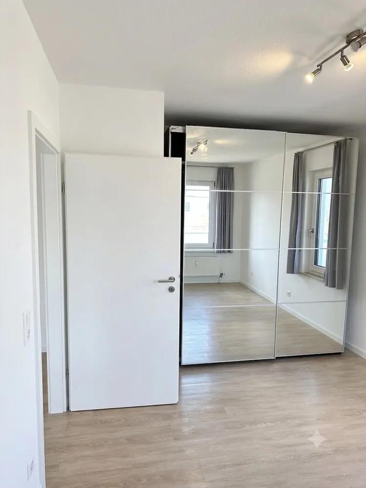 2 Zimmer Wohnung mit 76 m² in Karlsruhe – Bild 3